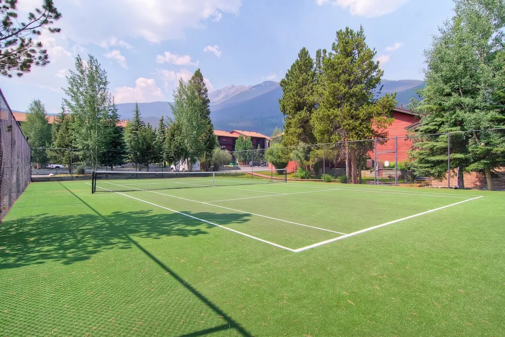 Mountainside Condominiums by CRMR