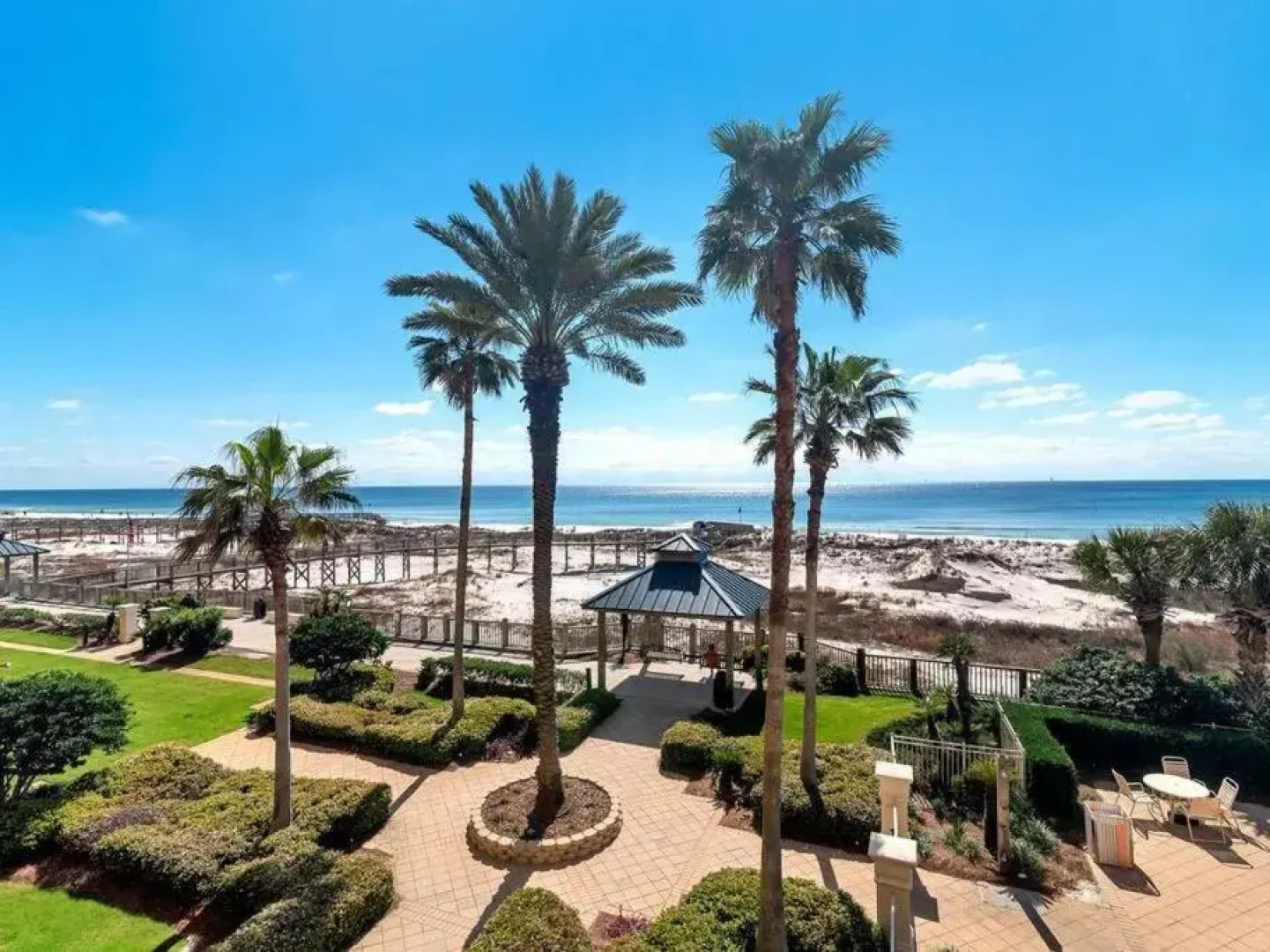 The Beach Club Doral 306 - Spacious Beachfront Condo!