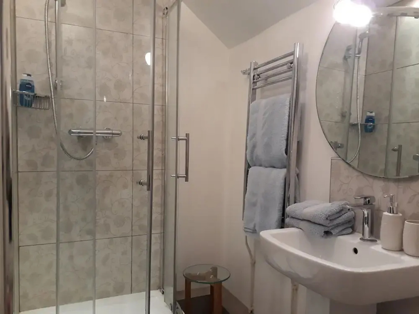 Brook House B&B and Wellness