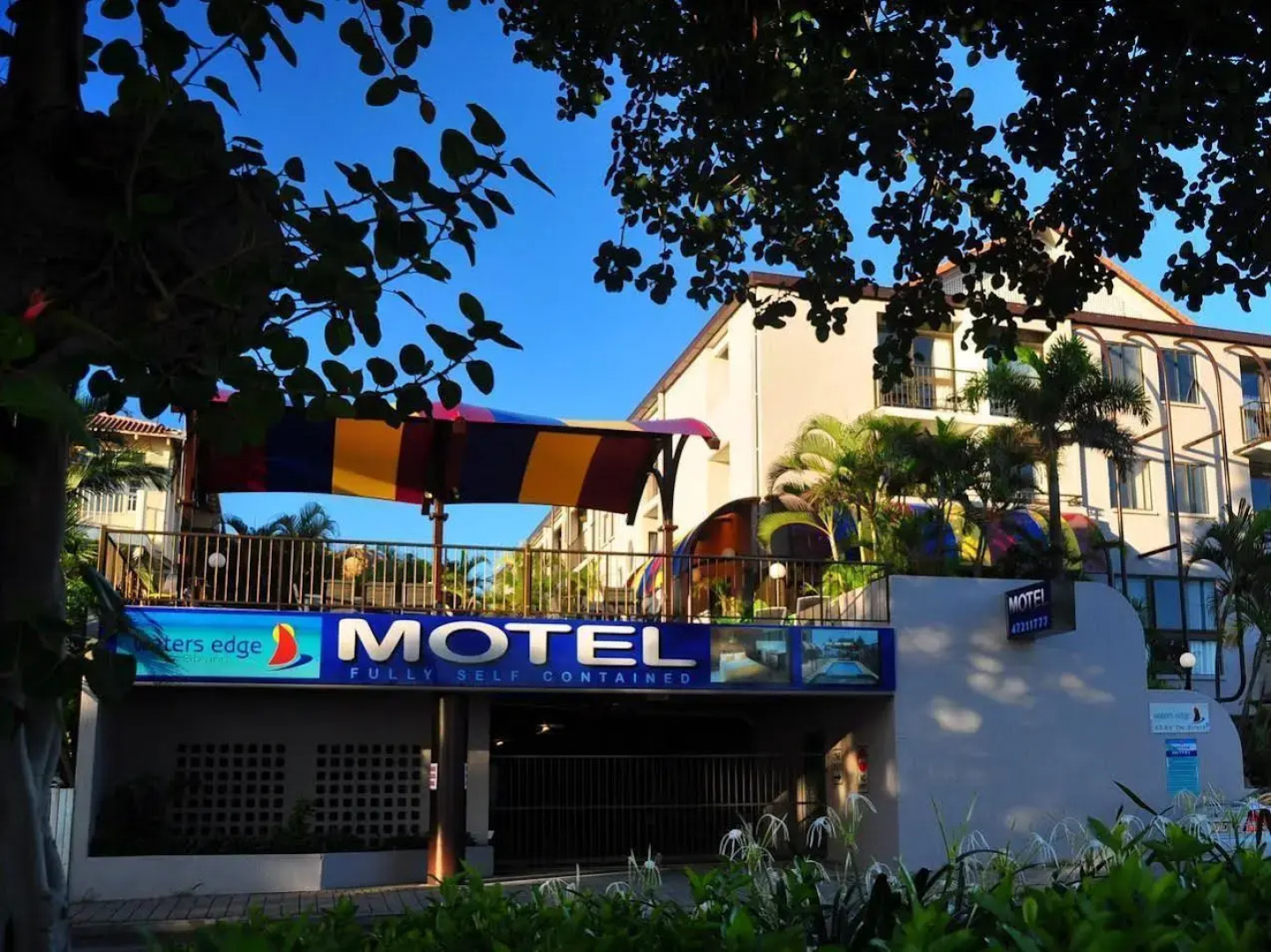 Waters Edge The Strand