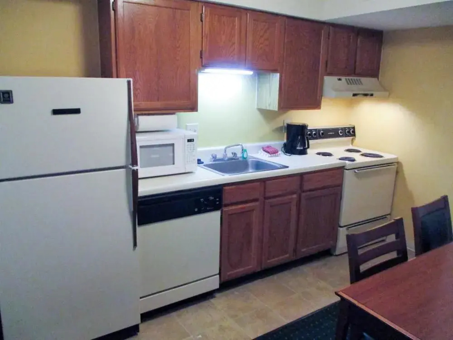 Hawthorn Suites by Wyndham Tyler