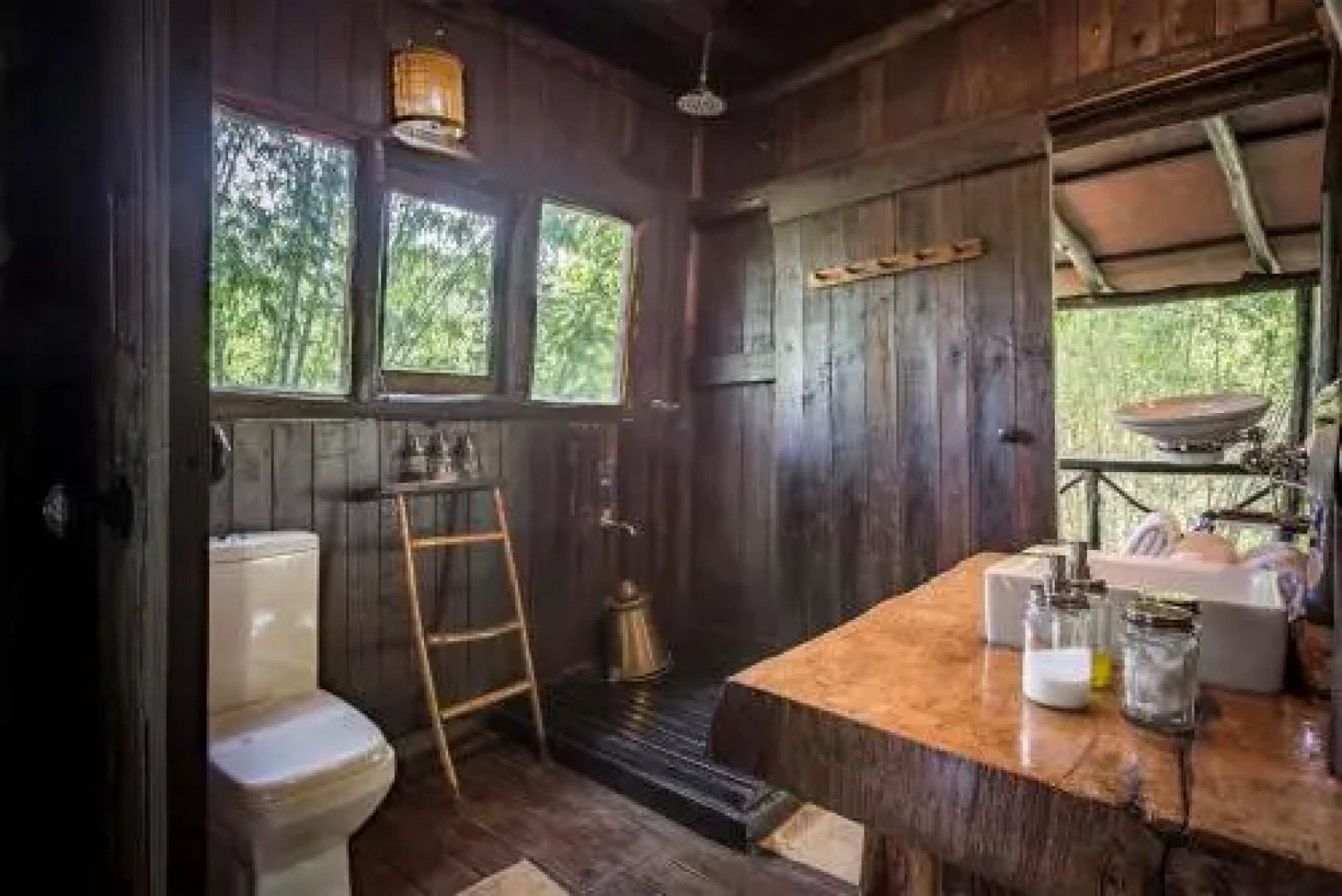 Tree House Hideway Bandhavgarh