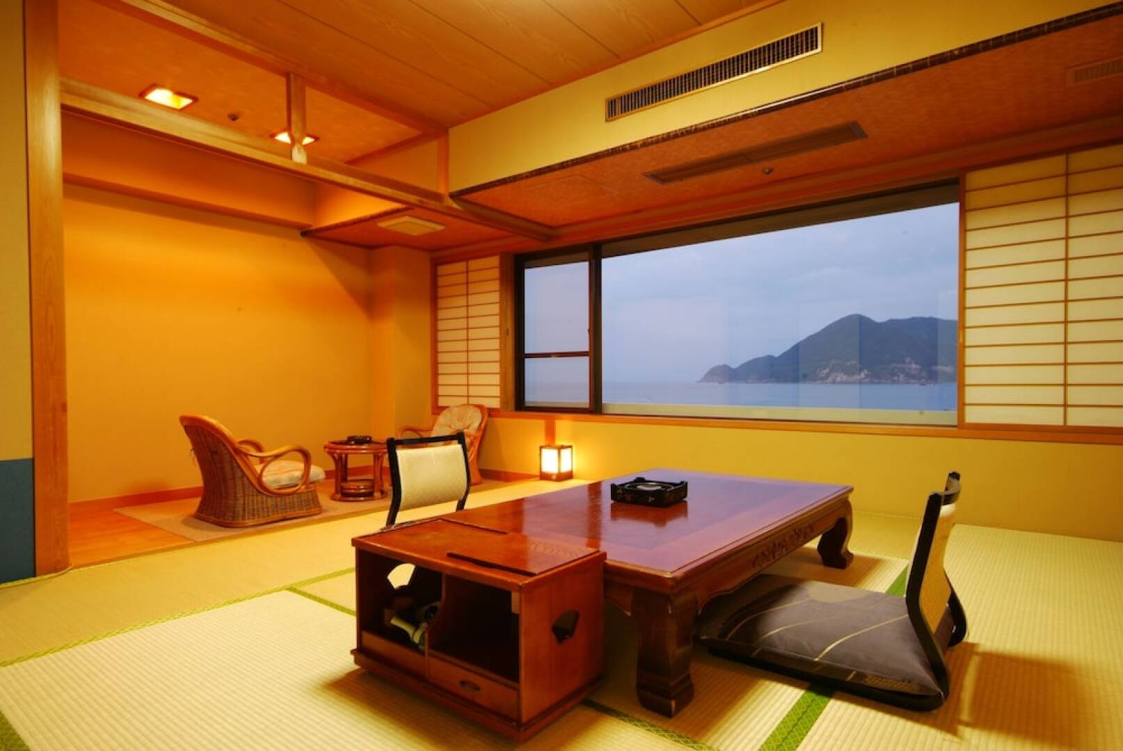 Okukinosaki Seaside Hotel