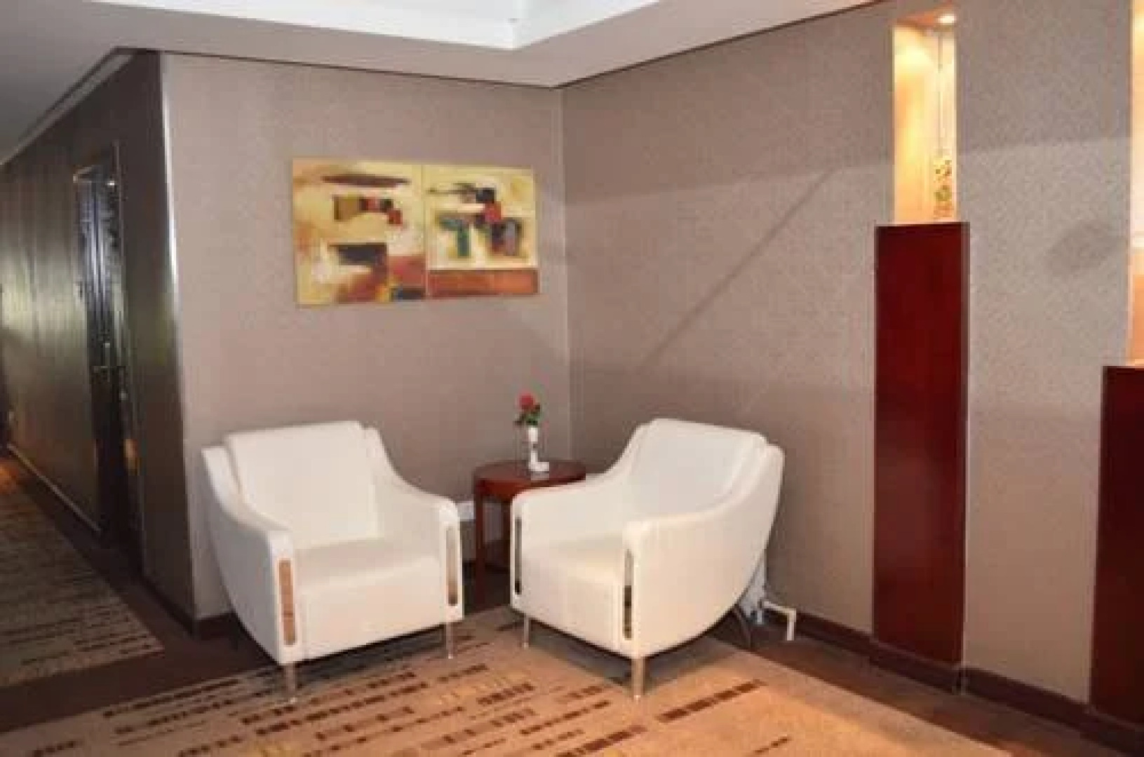 Jinyi Chain Hotel Hohhot Zhandong Road Moore City