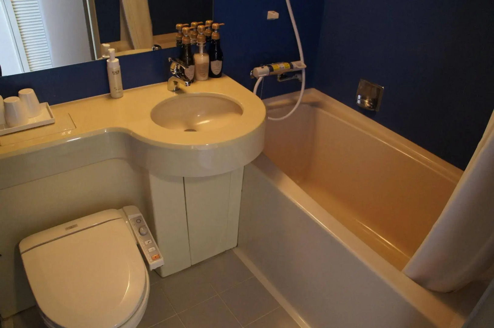 Hotel Abest Naha Kokusaidori