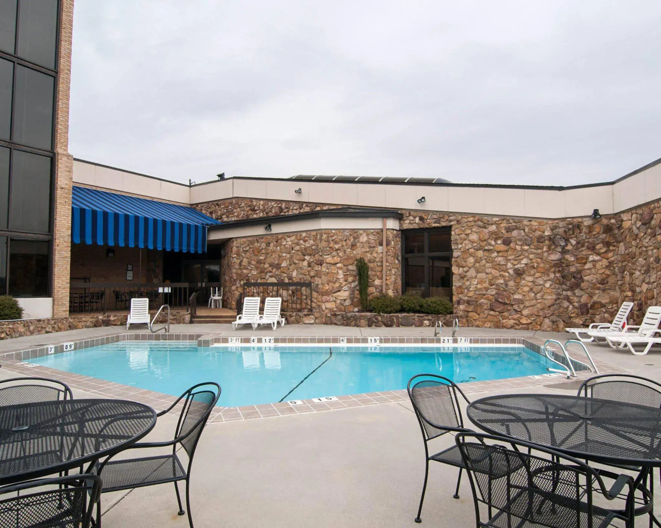 Comfort Inn & Suites near Danville Mall