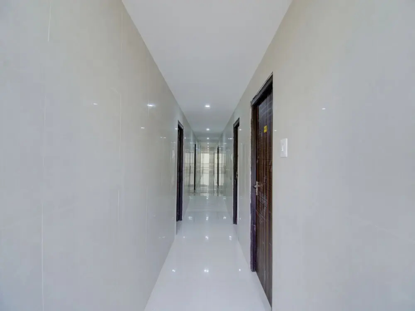 OYO 30435 Mahalashmi Park Hotel