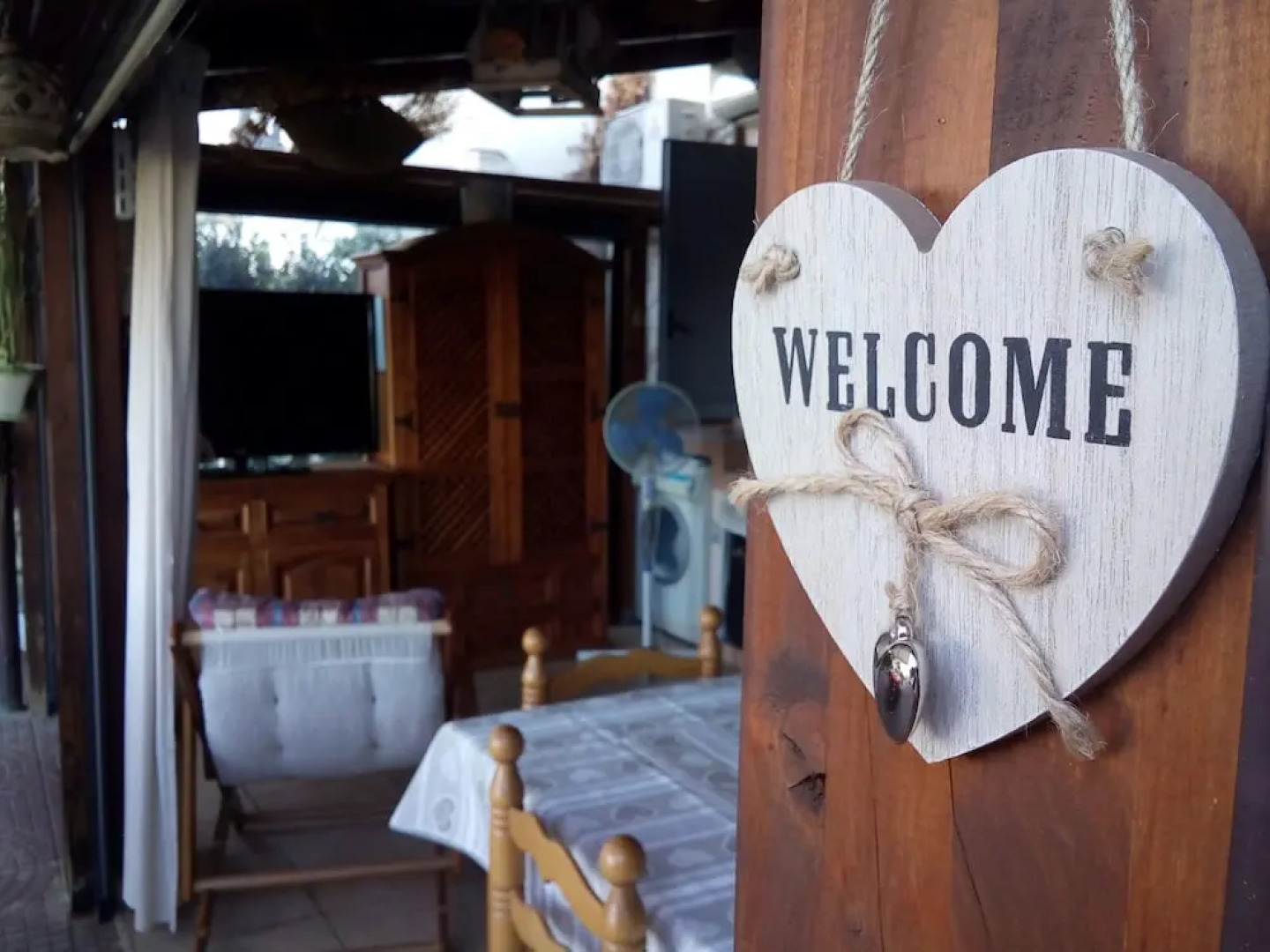 Panoramic Shabby Home