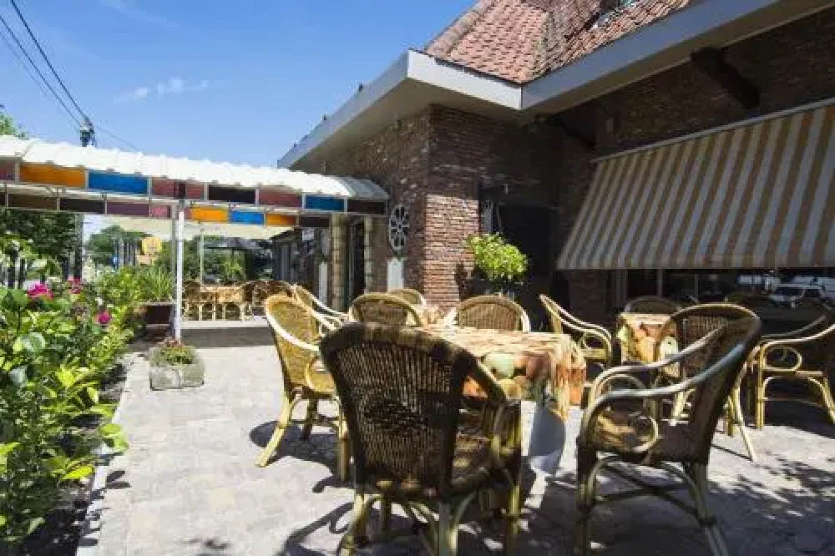 Hotel Pacific Ravels