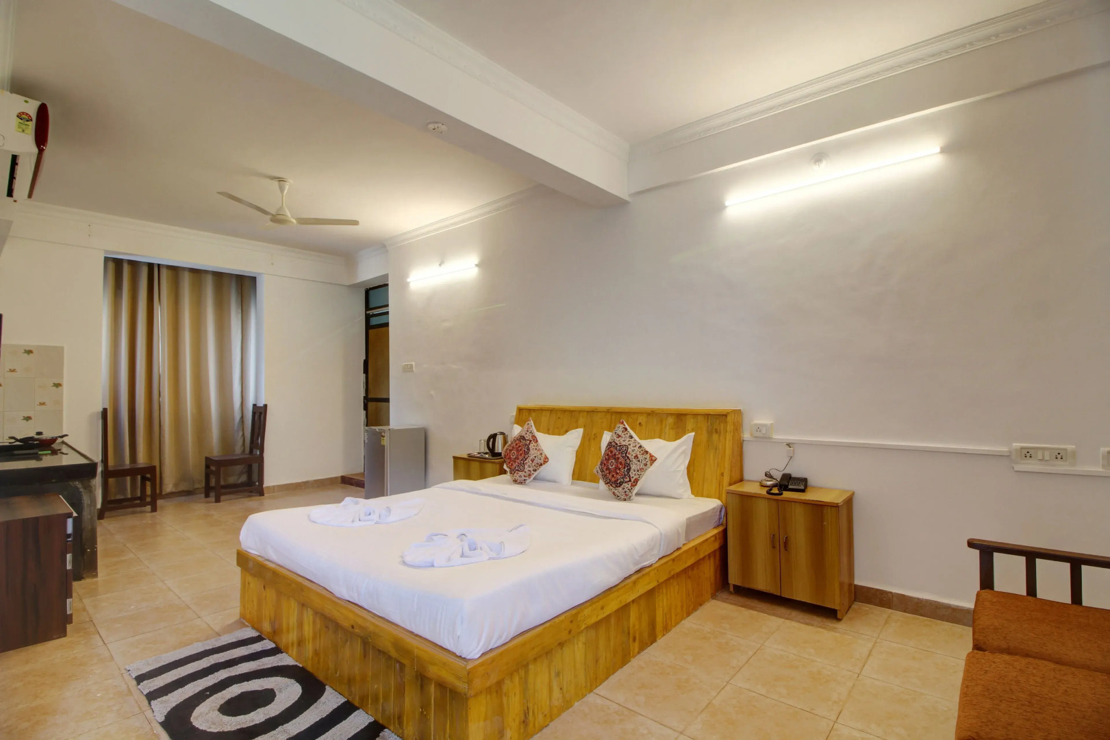 Hotel Pleasure Inn near Turtle Beach- Morjim