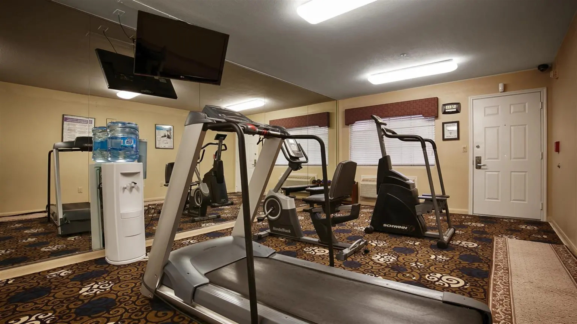 SureStay Hotel by Best Western Deer Park