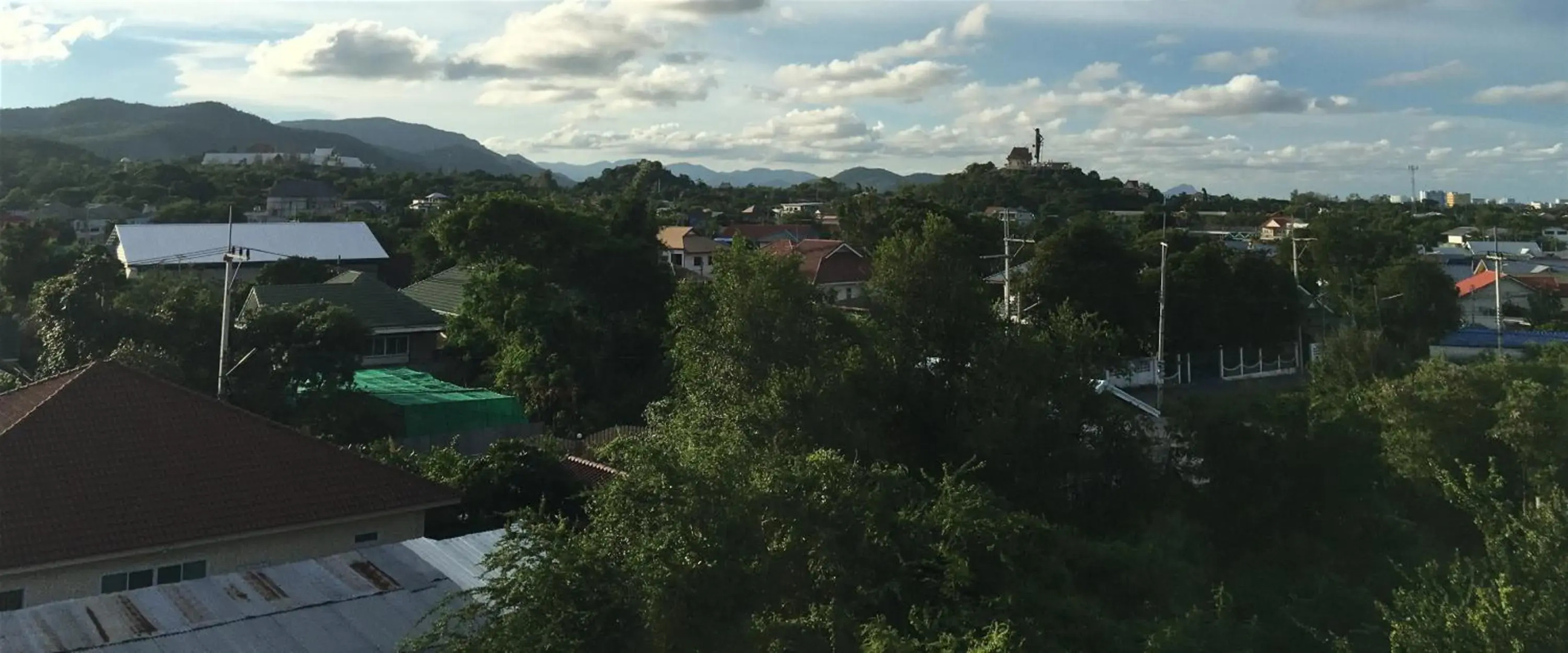 Tandeaw View (SHA Extra Plus)