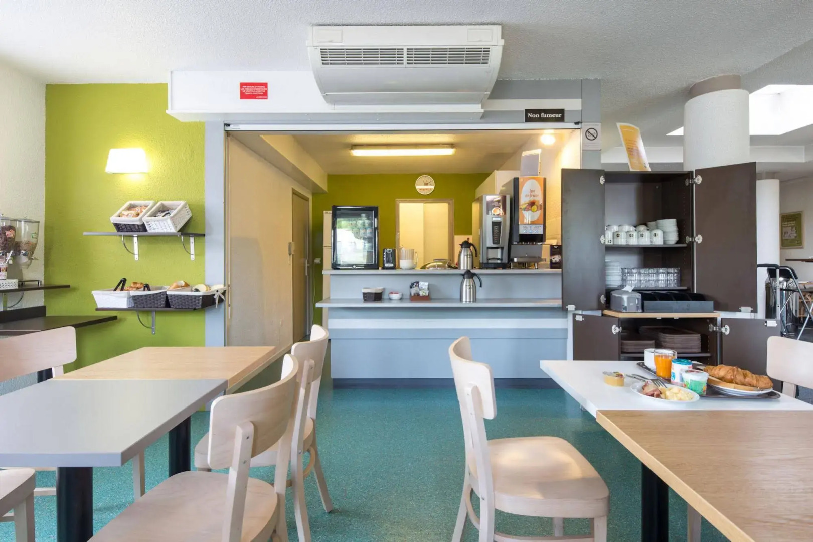 B&B HOTEL Annecy Argonay