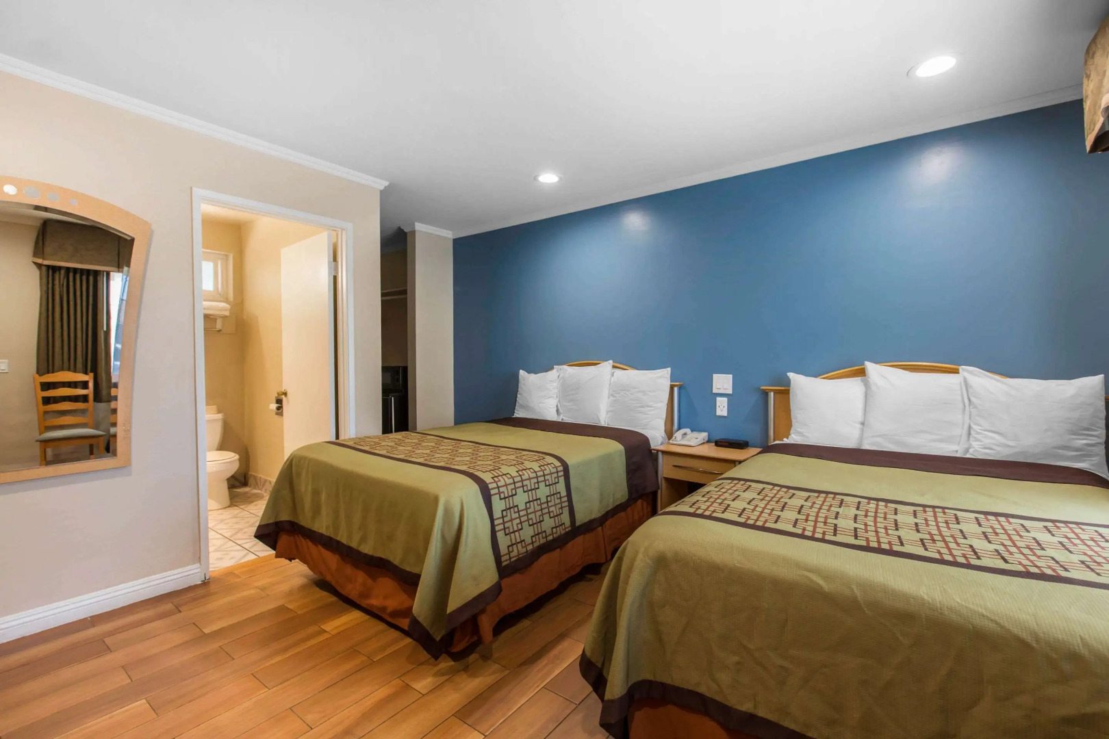 Rodeway Inn Escondido Downtown