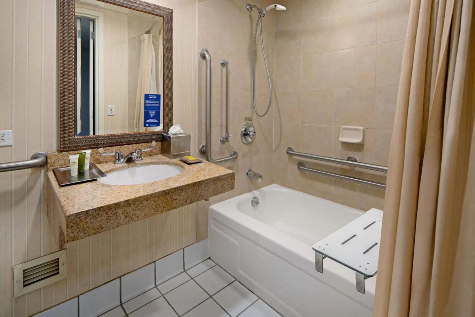 Sheraton Baltimore Washington Airport Hotel - BWI