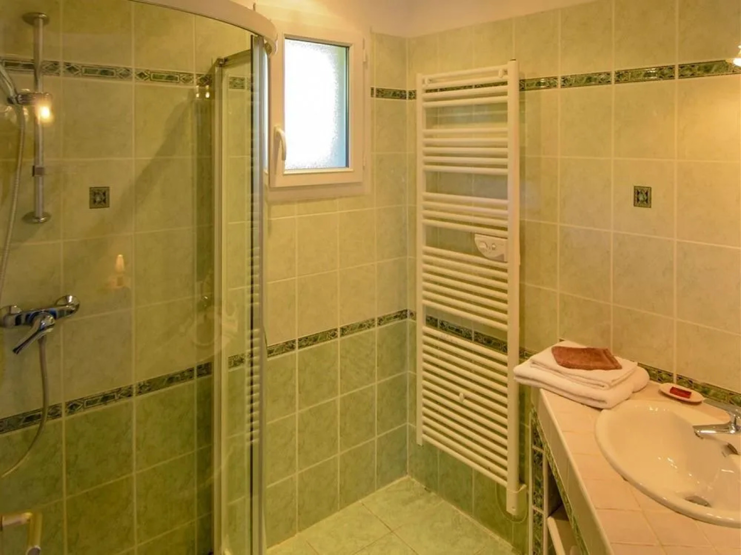 Les Chênes de lEscoutay