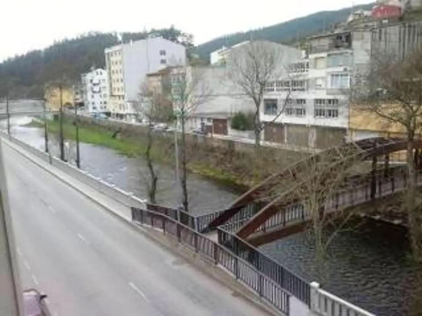 Apartment With one Bedroom in A Pontenova, With Wonderful Mountain Vie