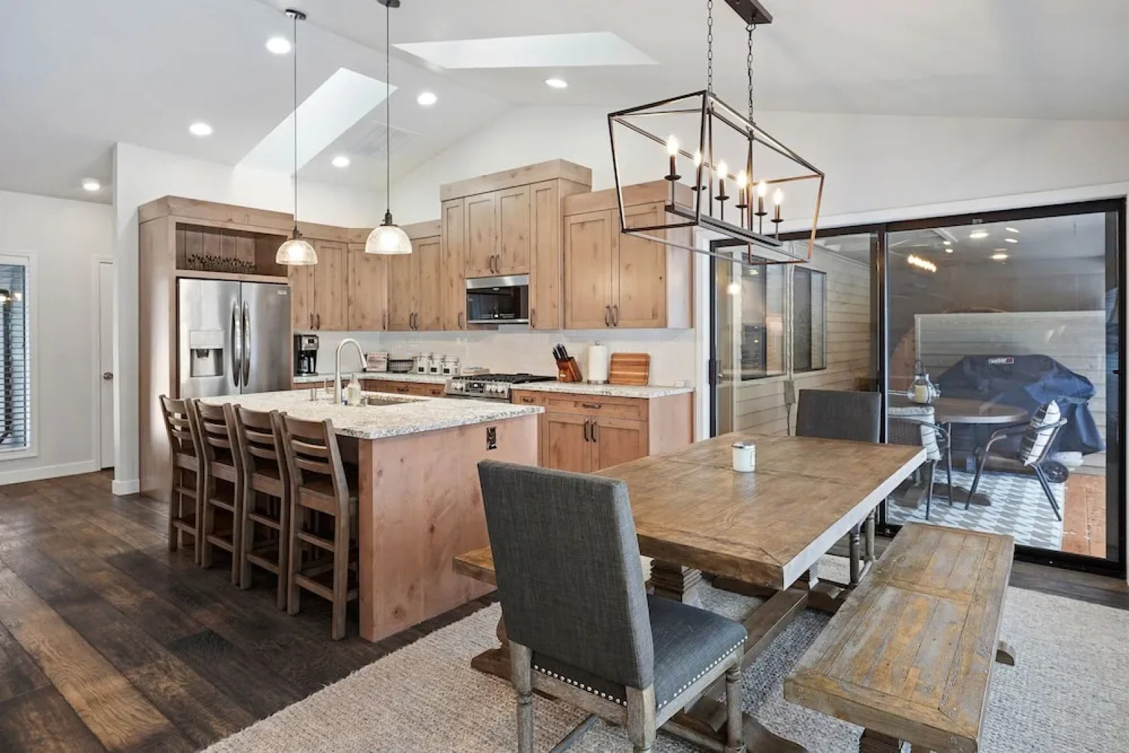 4 Mugho 3 Bedroom Home by RedAwning