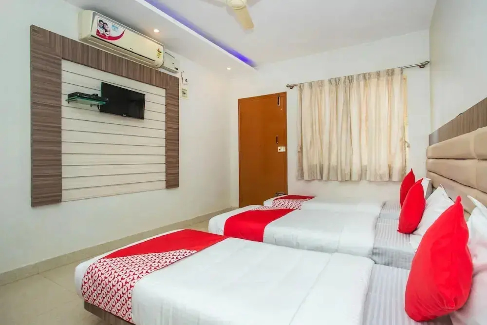 LG Residency by OYO Rooms