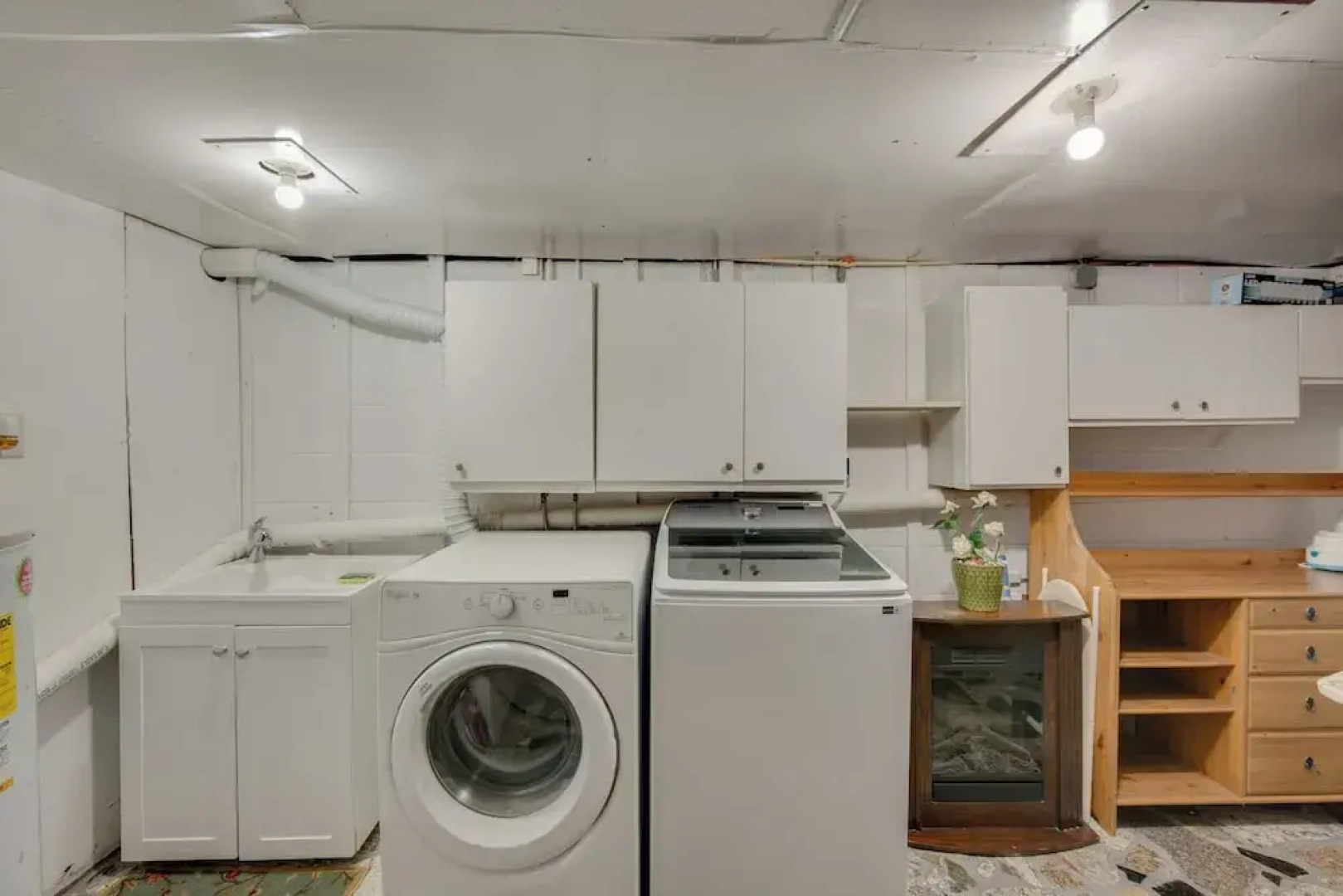 2 Mi to Hersheypark: Group Getaway w/ Deck