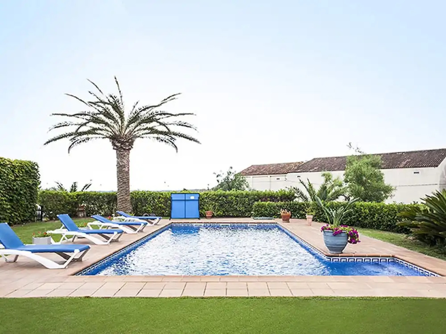 Captivating Holiday Home in Garriguella With Private Pool