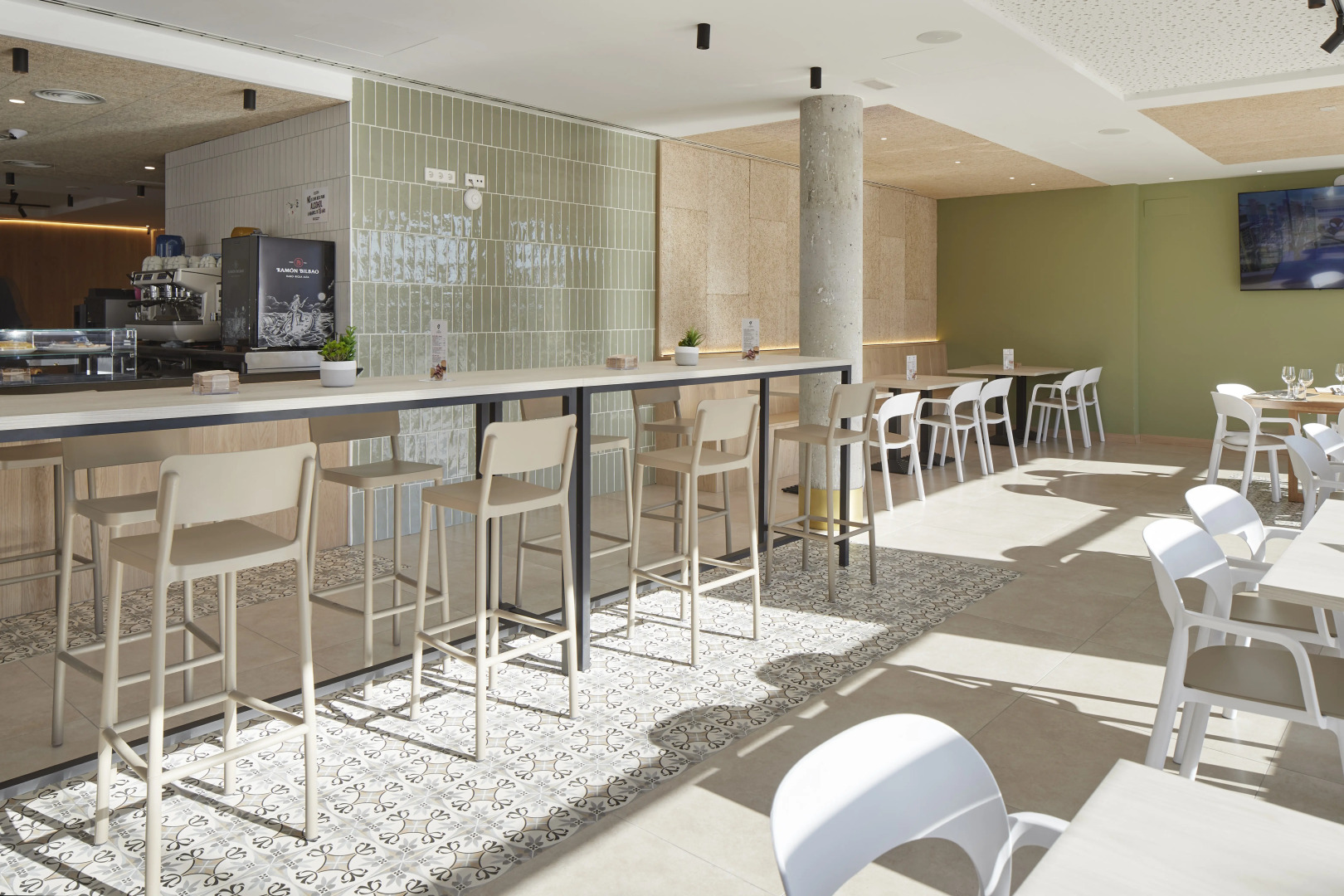 Iraipe Logroño Hotel