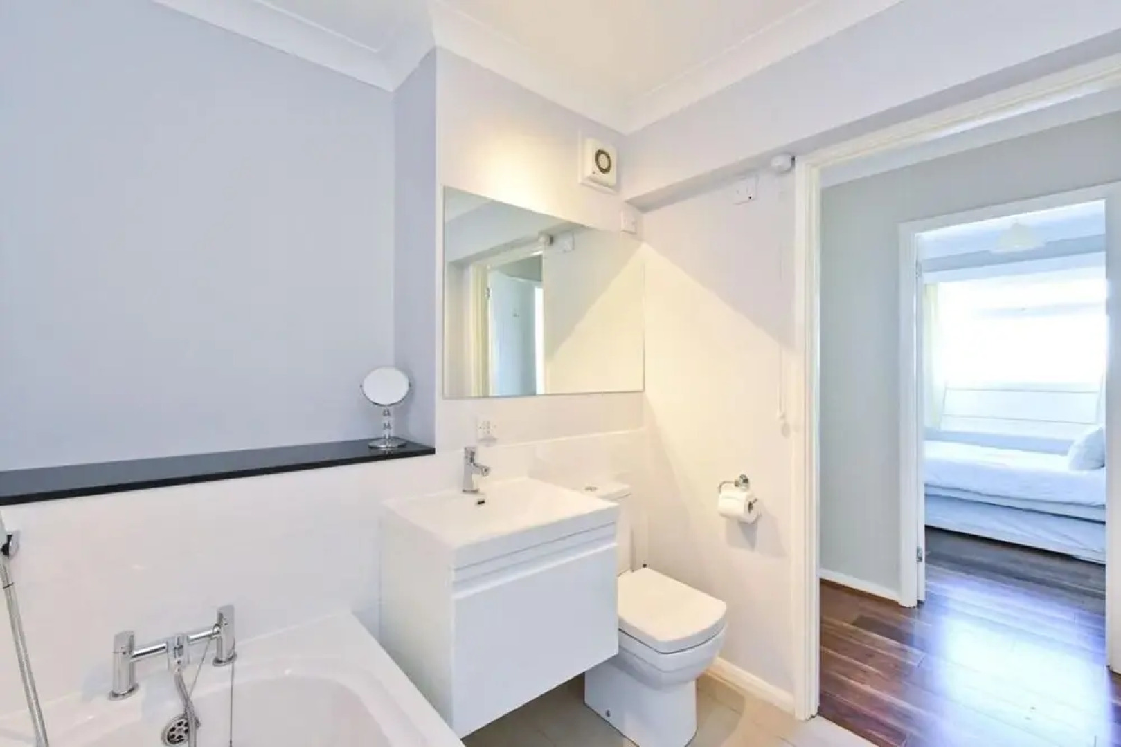 Stunning Penthhouse apt