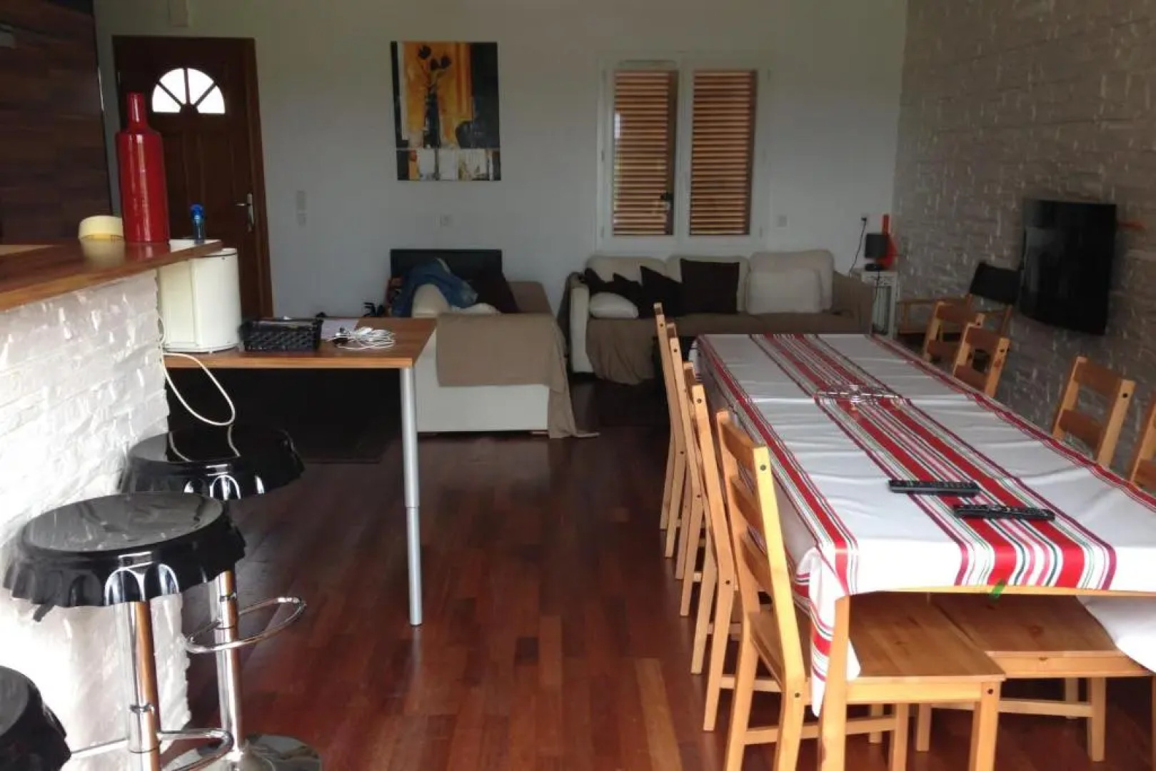 Beautiful Villa With Pool Near Lake And Ocean