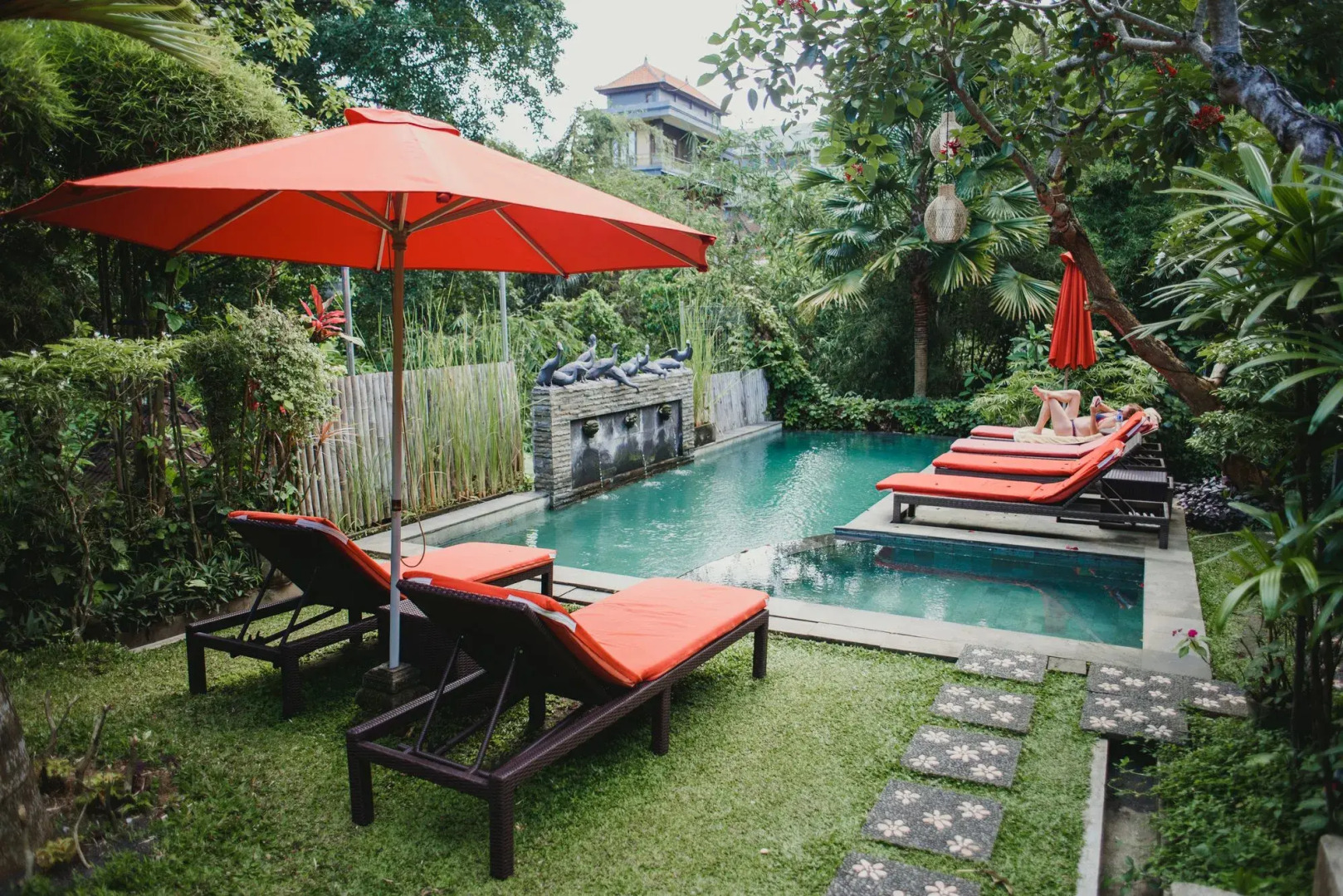 Desak Putu Putra Hidden