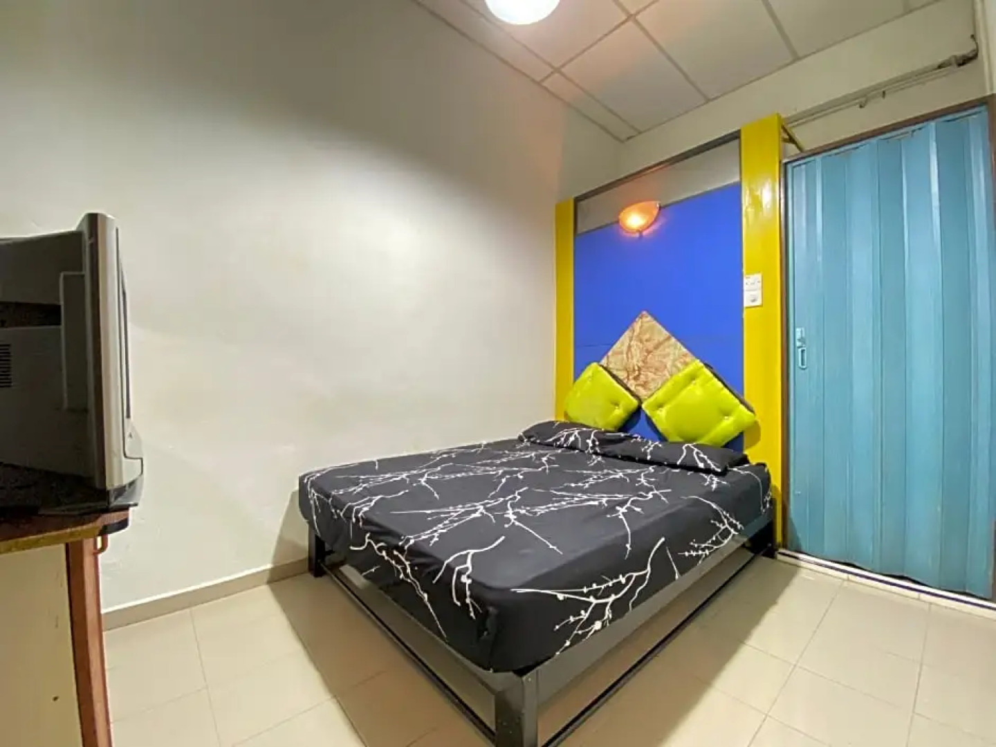 Spot on 90293 Sk Budget Hotel