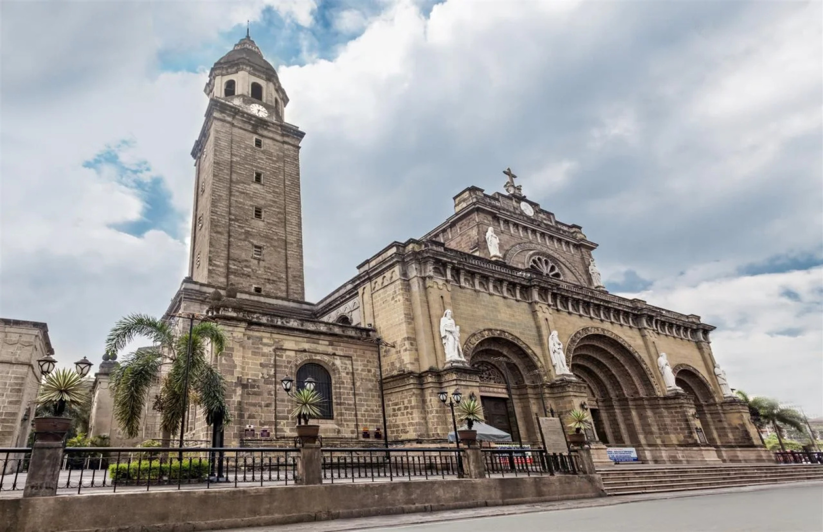 St Giles Makati