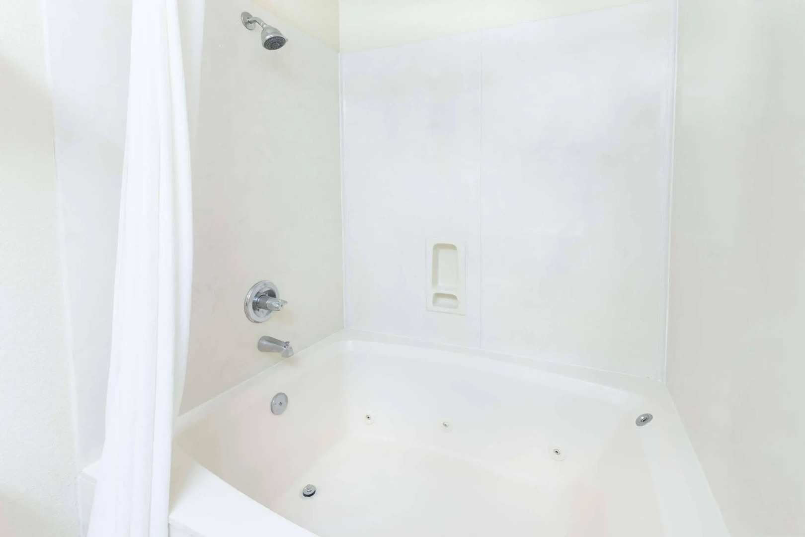 Super 8 Tulsa Downtown East