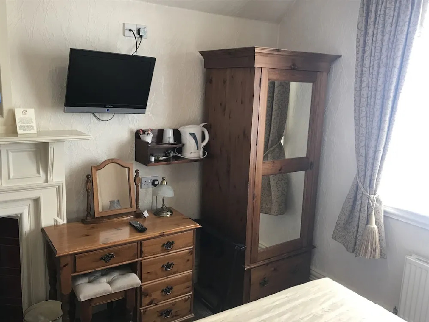 The Carre Arms Hotel