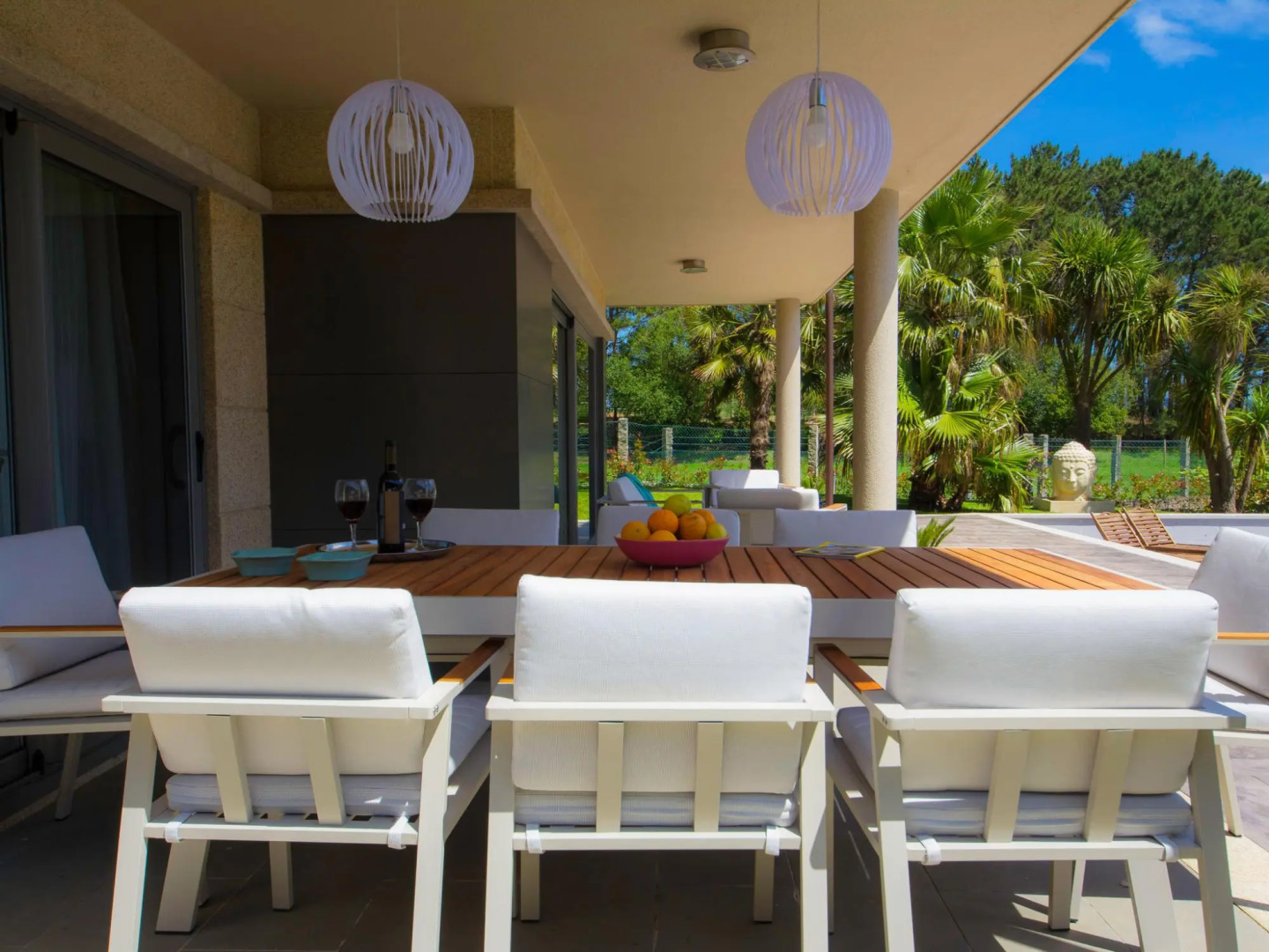 Beautiful Villa With Pool and sea Views and Only 400m From the Beach