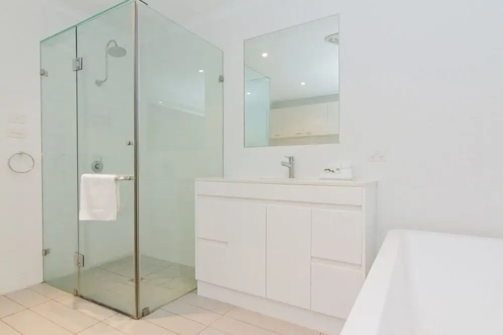 The White House & Retreat