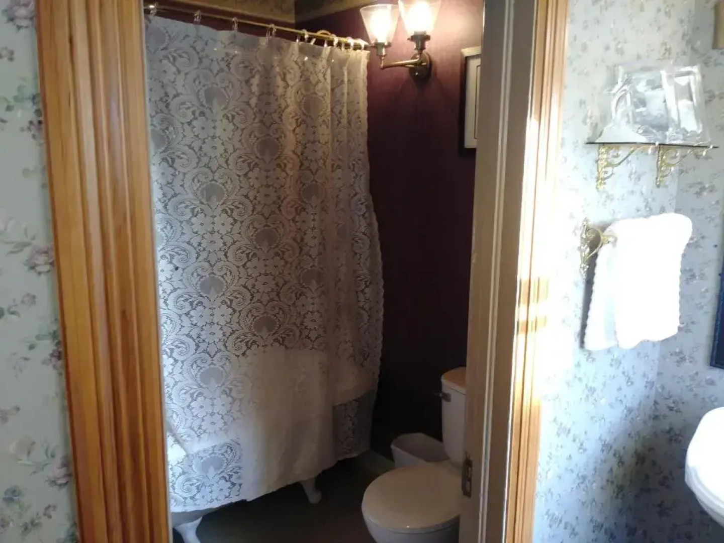 Thayer's Historic Bed n' Breakfast