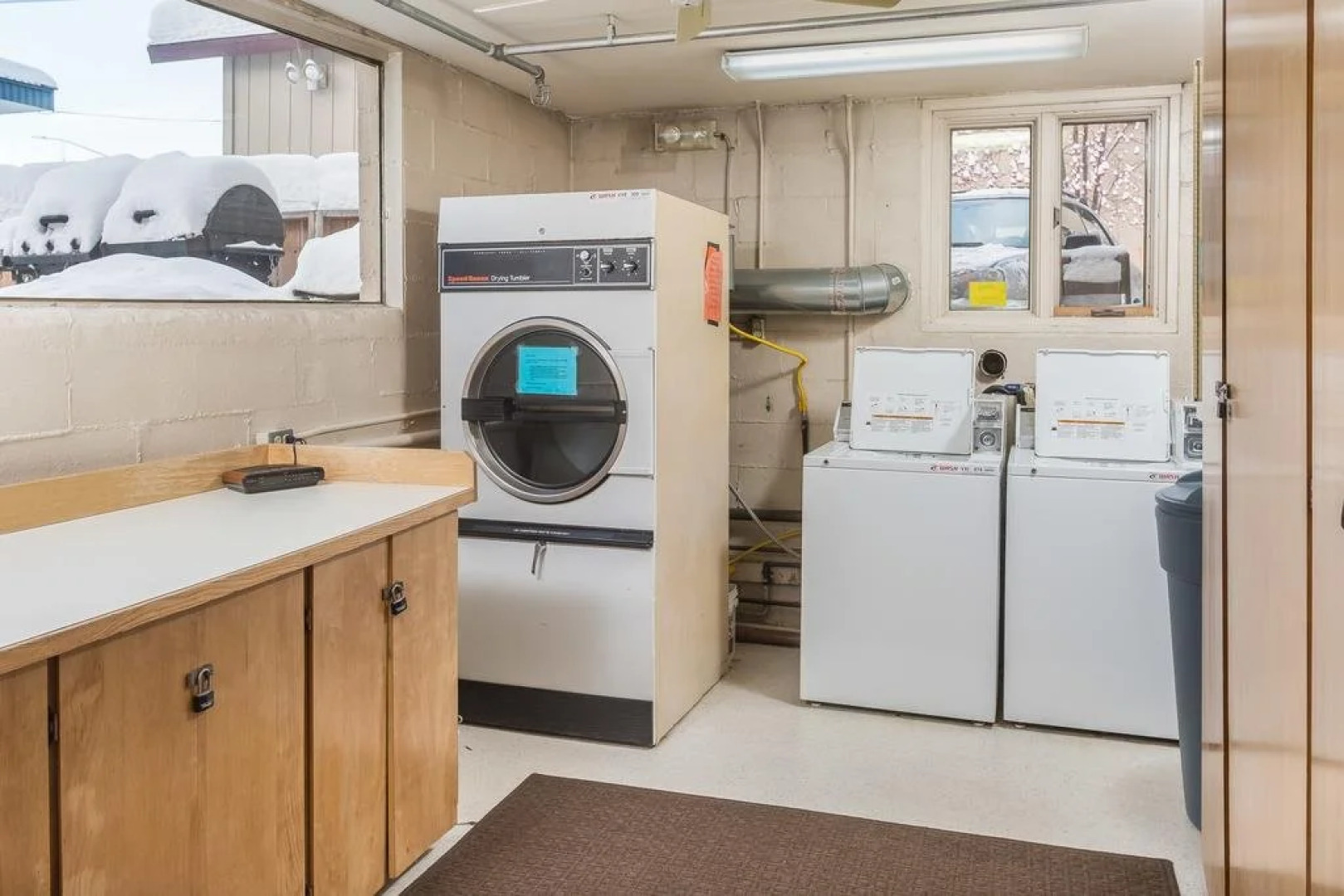 Duke's 8th Avenue Hotel