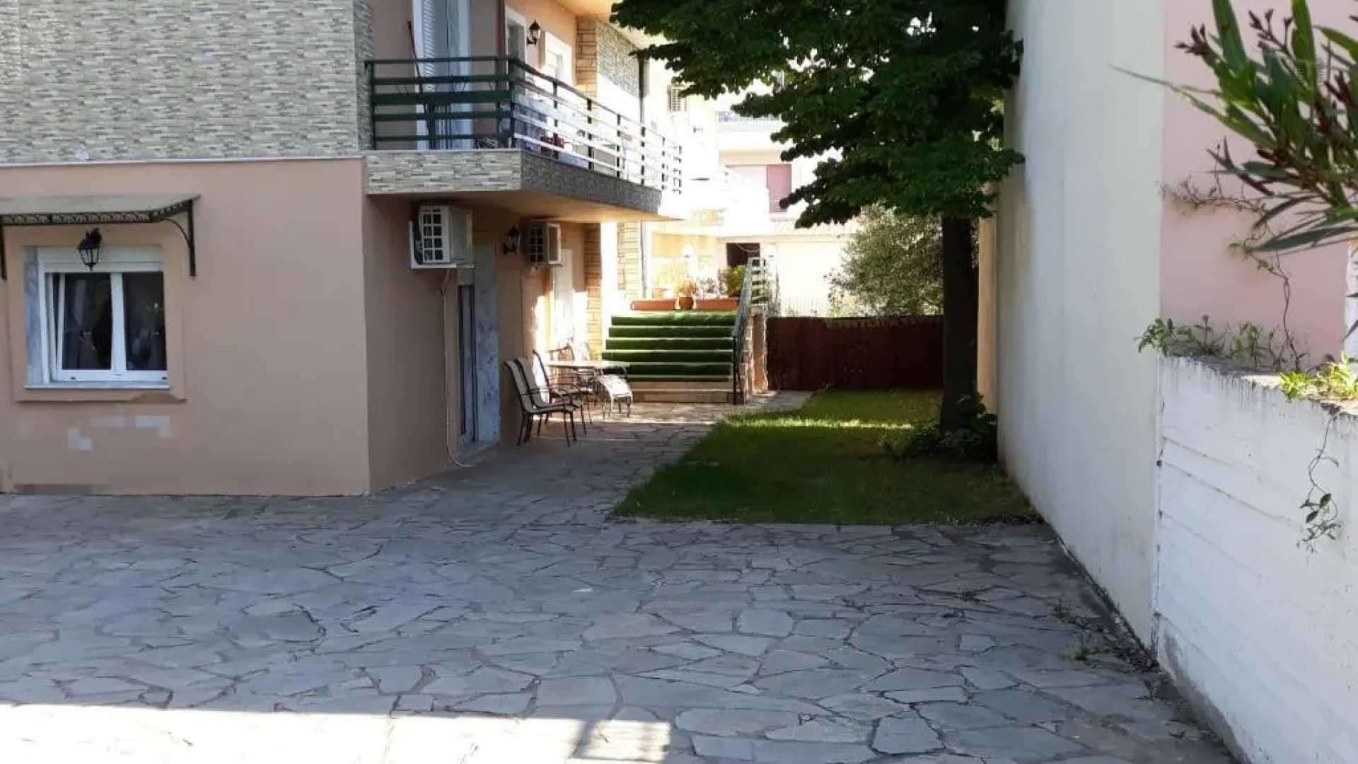 Tassos2