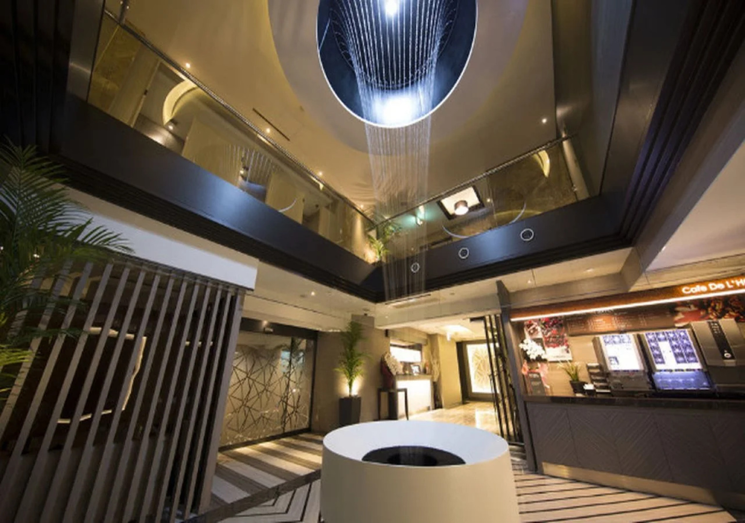 L'Hotel - Adults Only