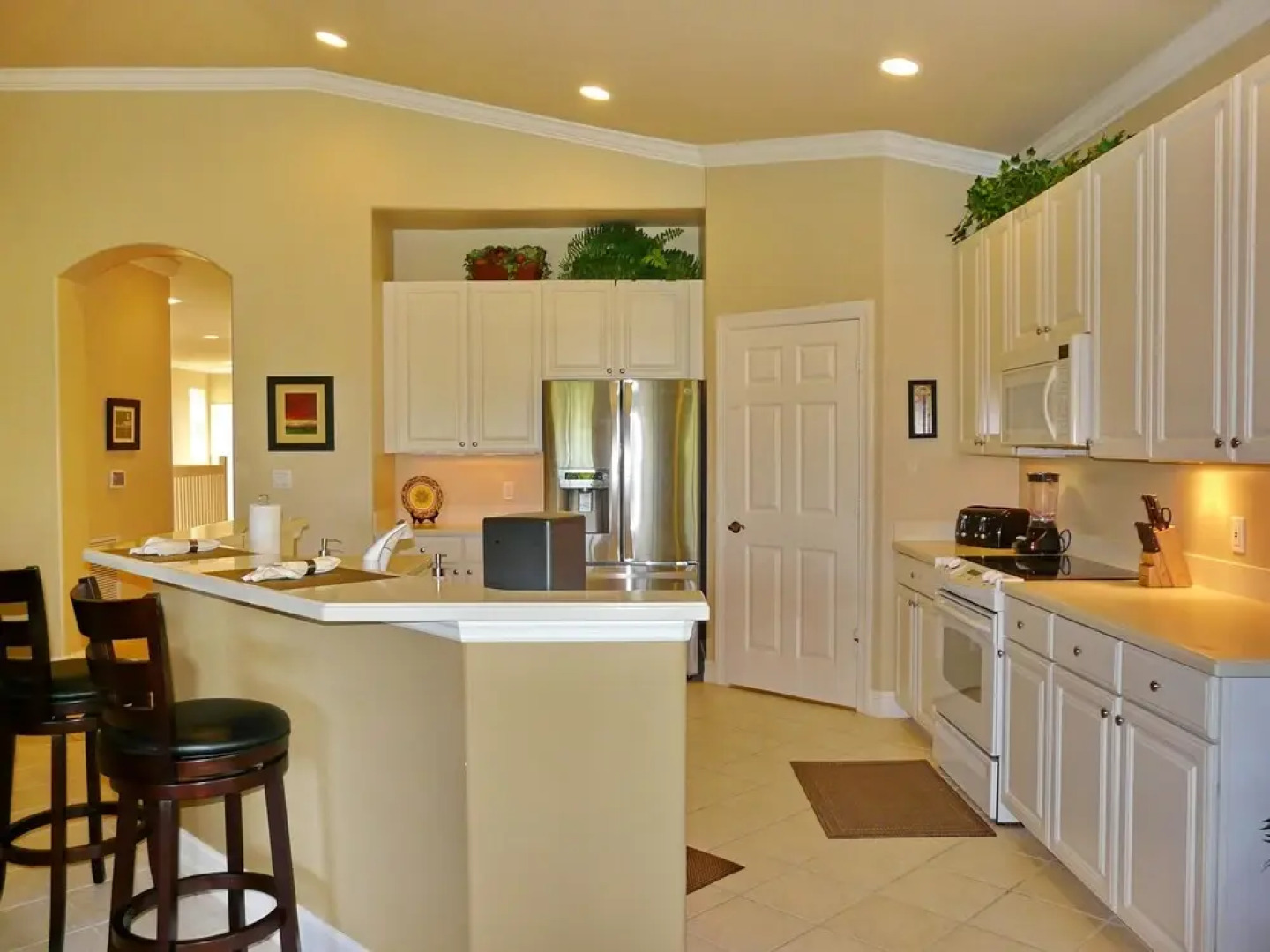 1252 Rialto Way, Unit 201