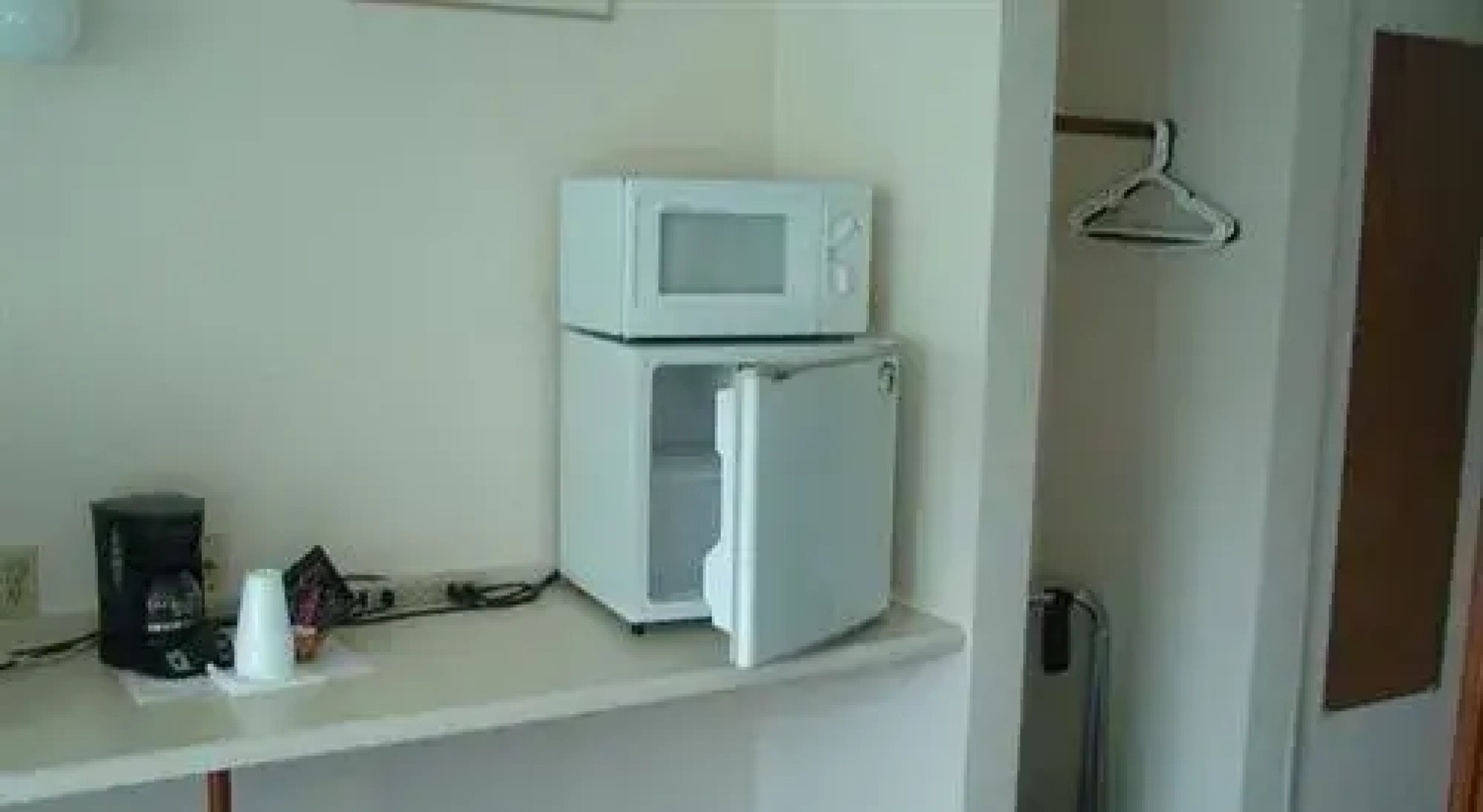 The Dublin House Motel