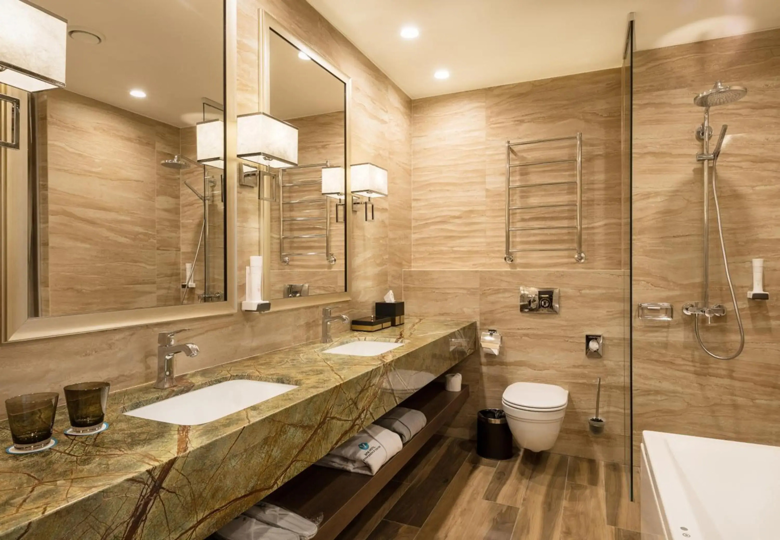 Спа- и конференц-отель V