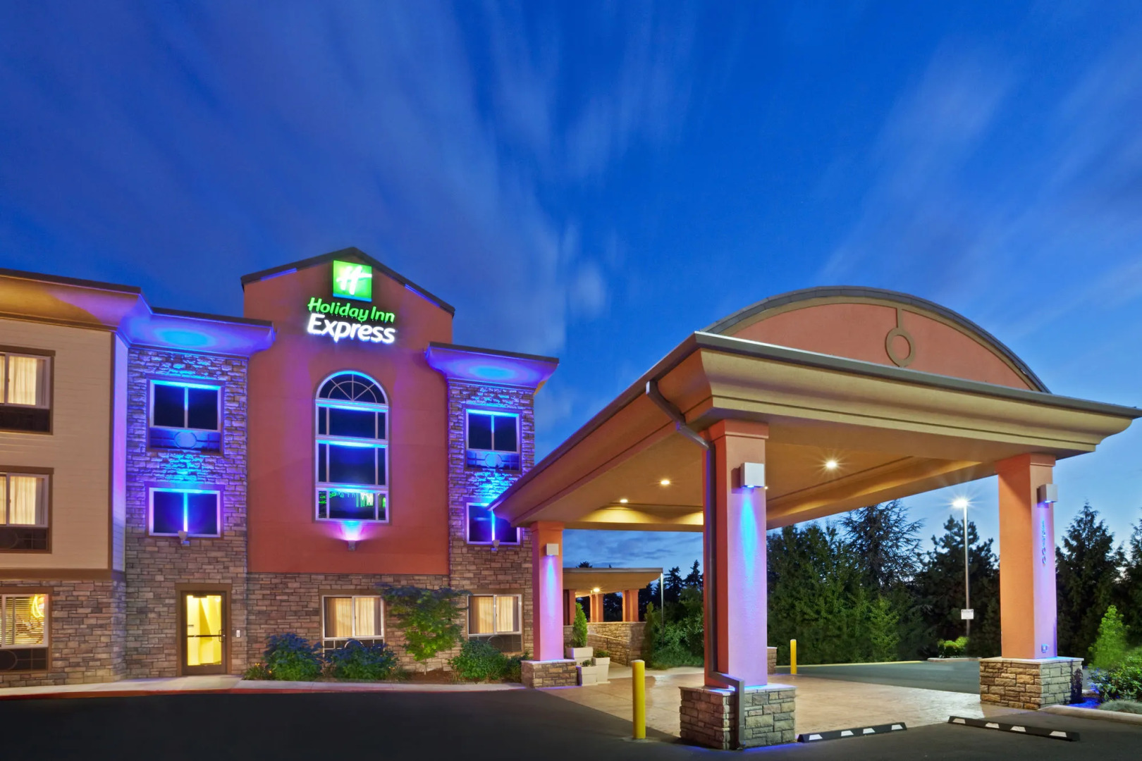Holiday Inn Express Portland South-Lake Oswego by IHG