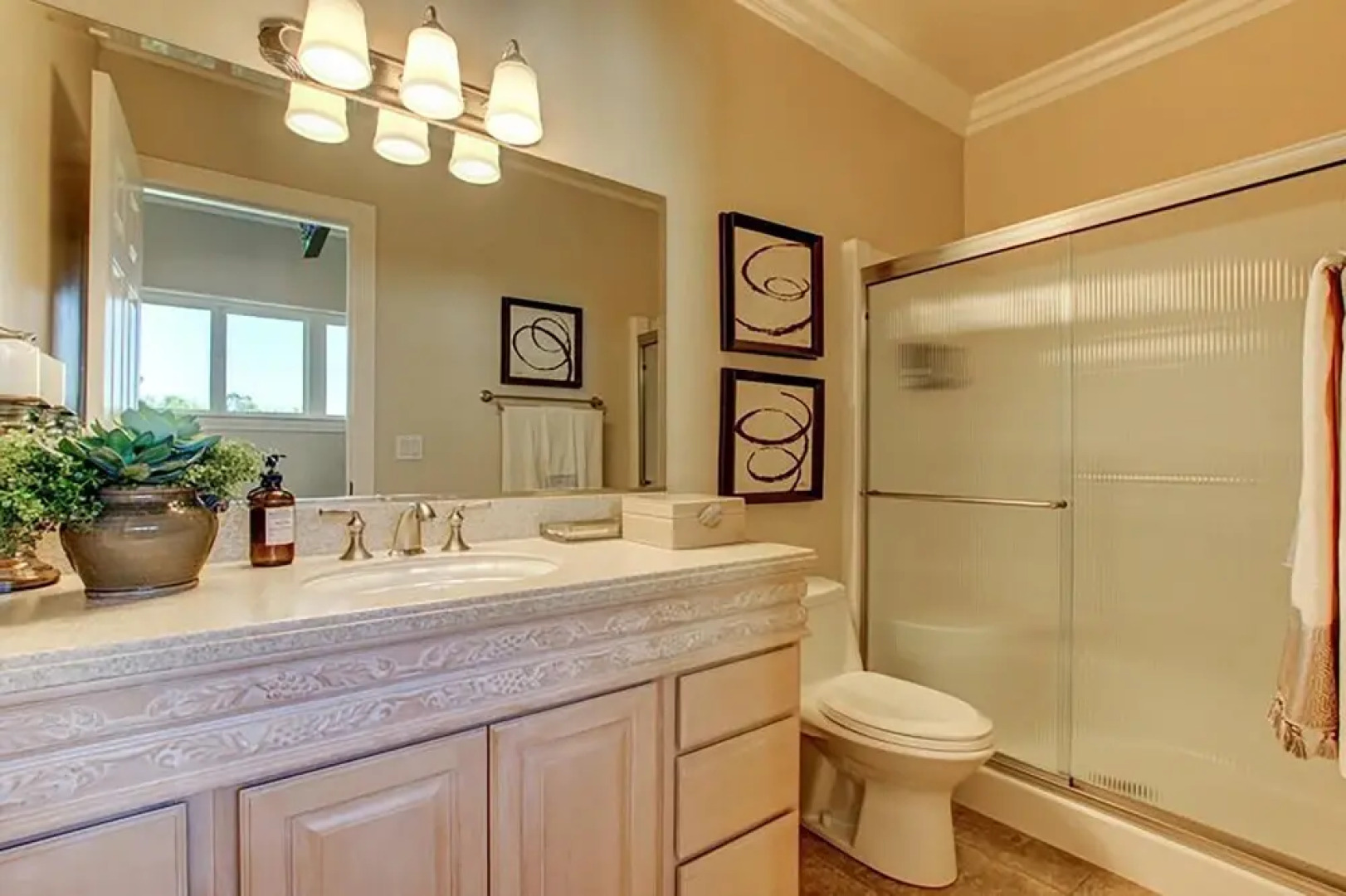 Calle Contento - Grand Contento