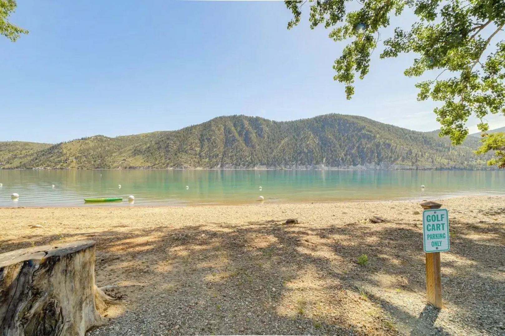 Modern Retreat w/ Hot Tub - Steps to Lake Chelan!