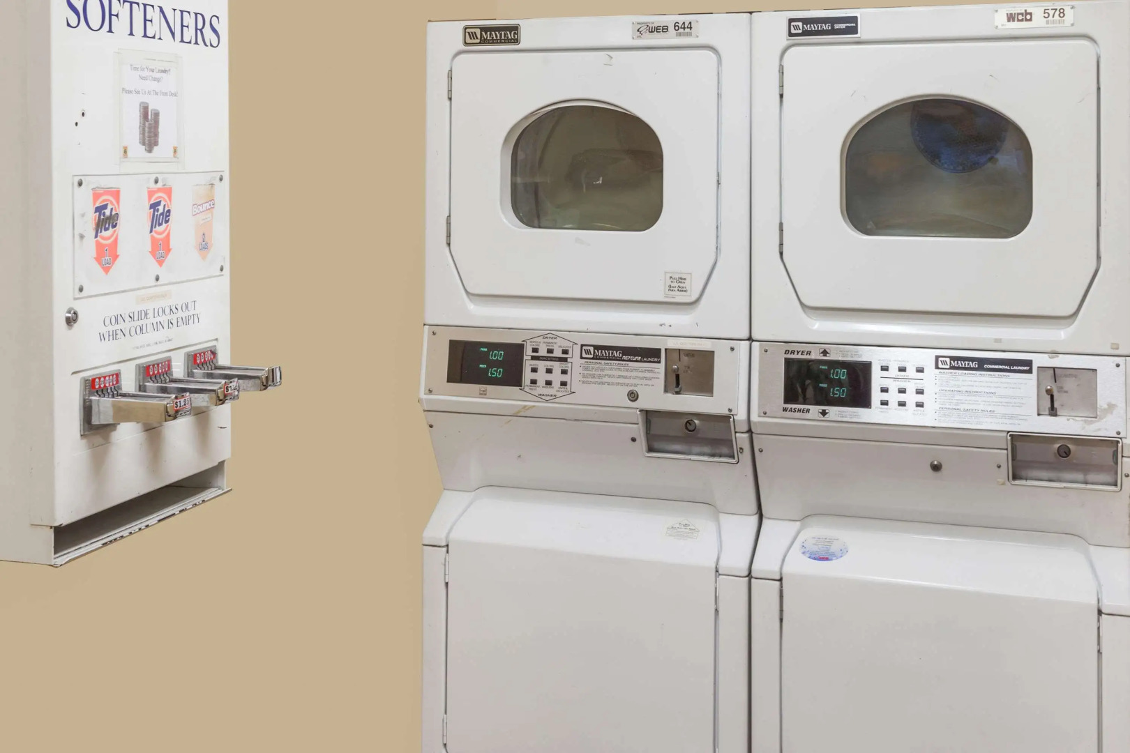 Super 8 by Wyndham Anaheim/Disneyland Drive