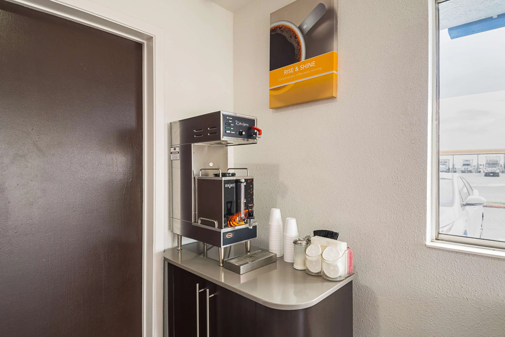 Motel 6 Lost Hills, CA