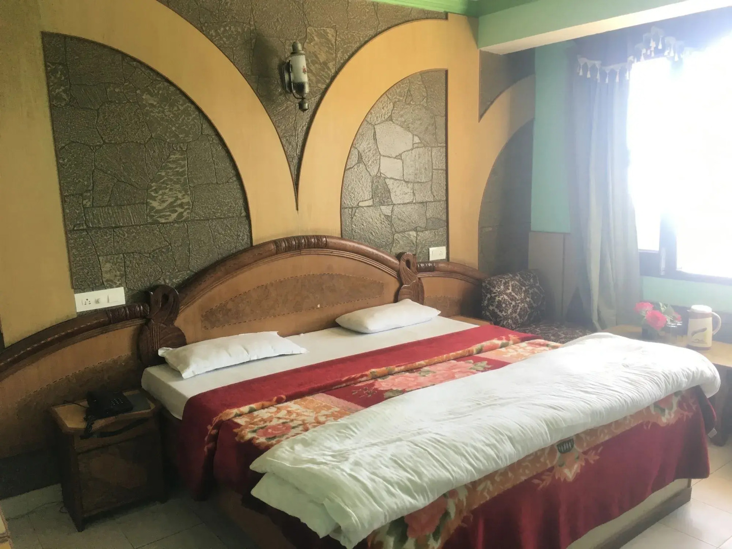 ADB Rooms Hotel Sahiwa