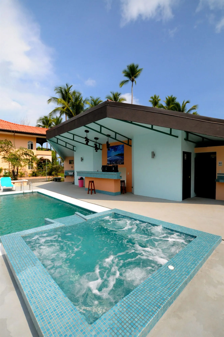 Hotel Cocomar Beachfront Hotel