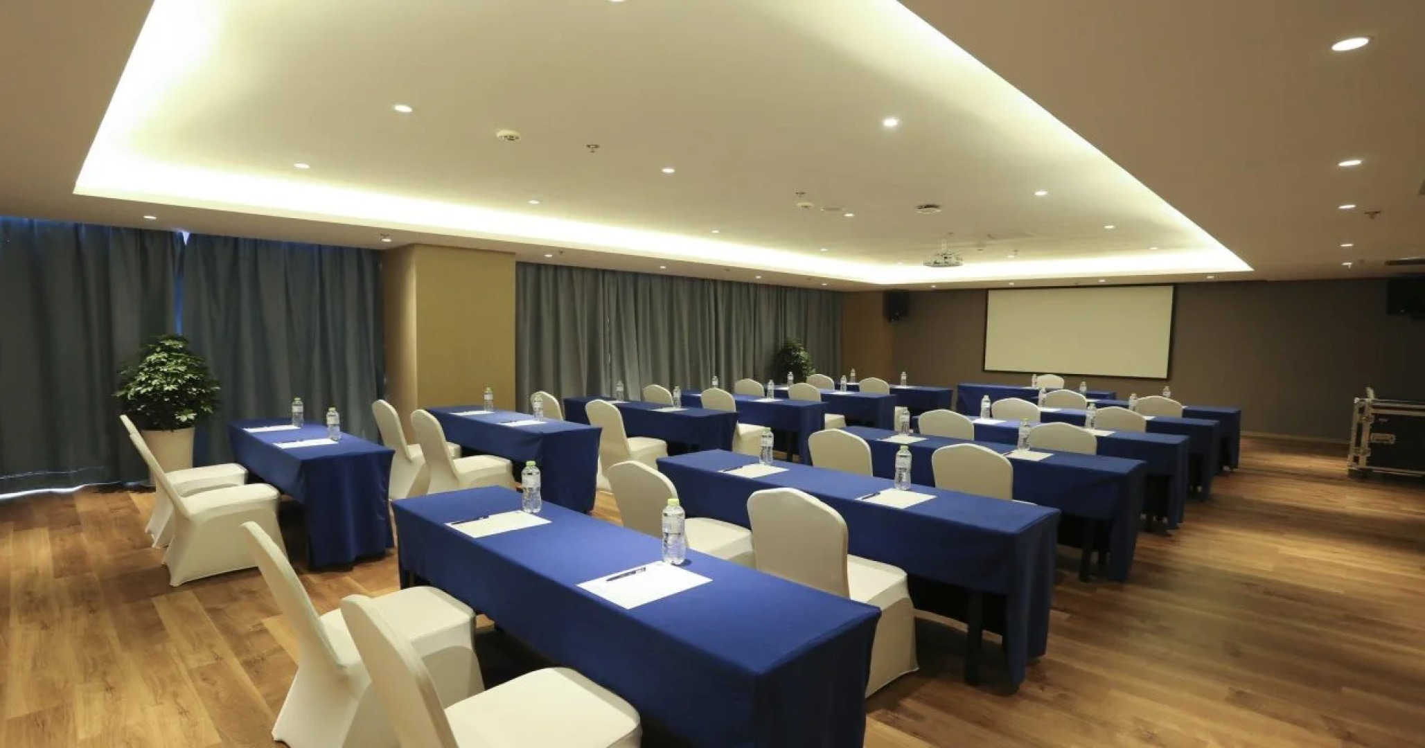 Holiday Inn Express Linyi Riverside by IHG